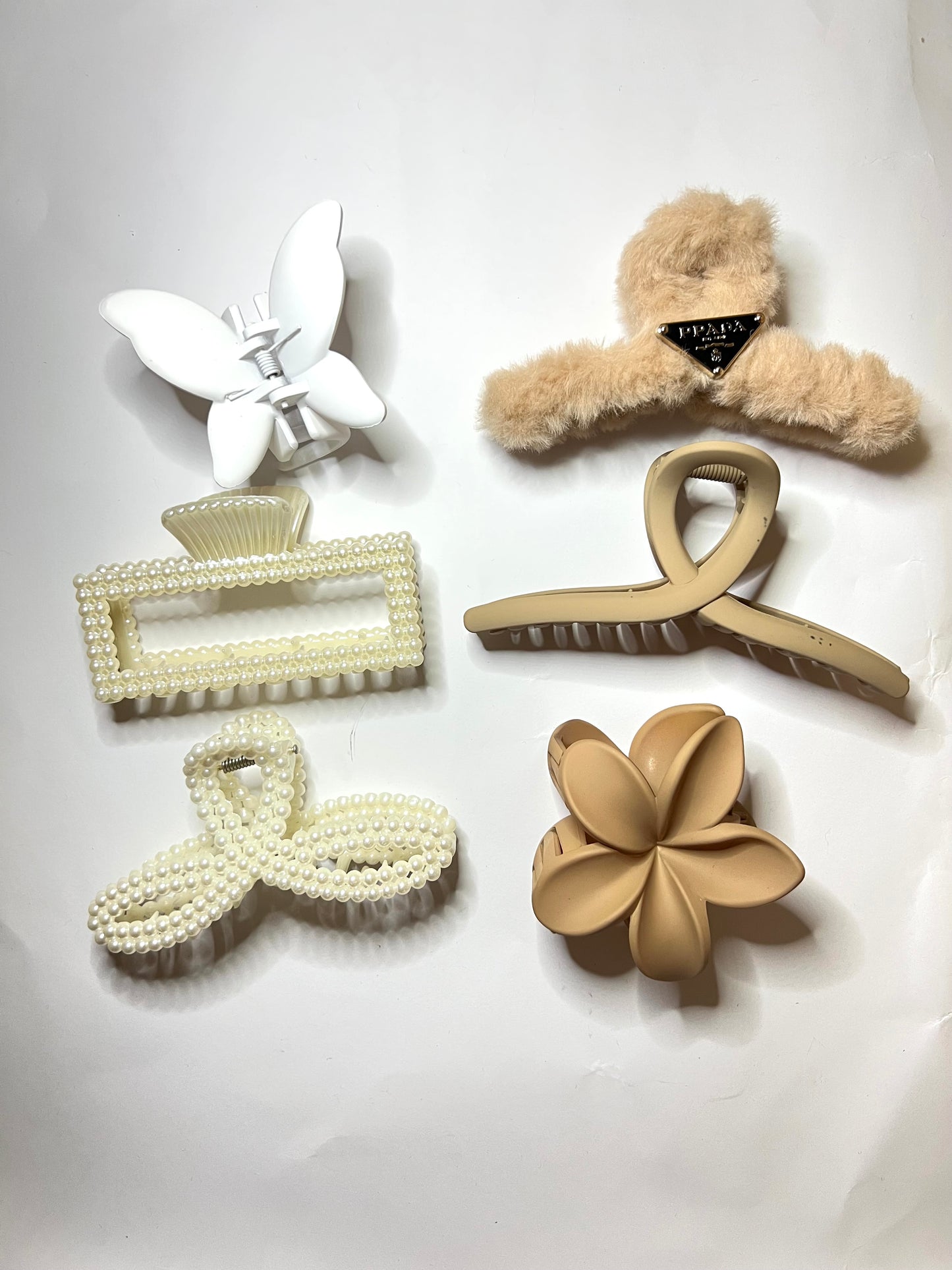 4pcs beige hair clips