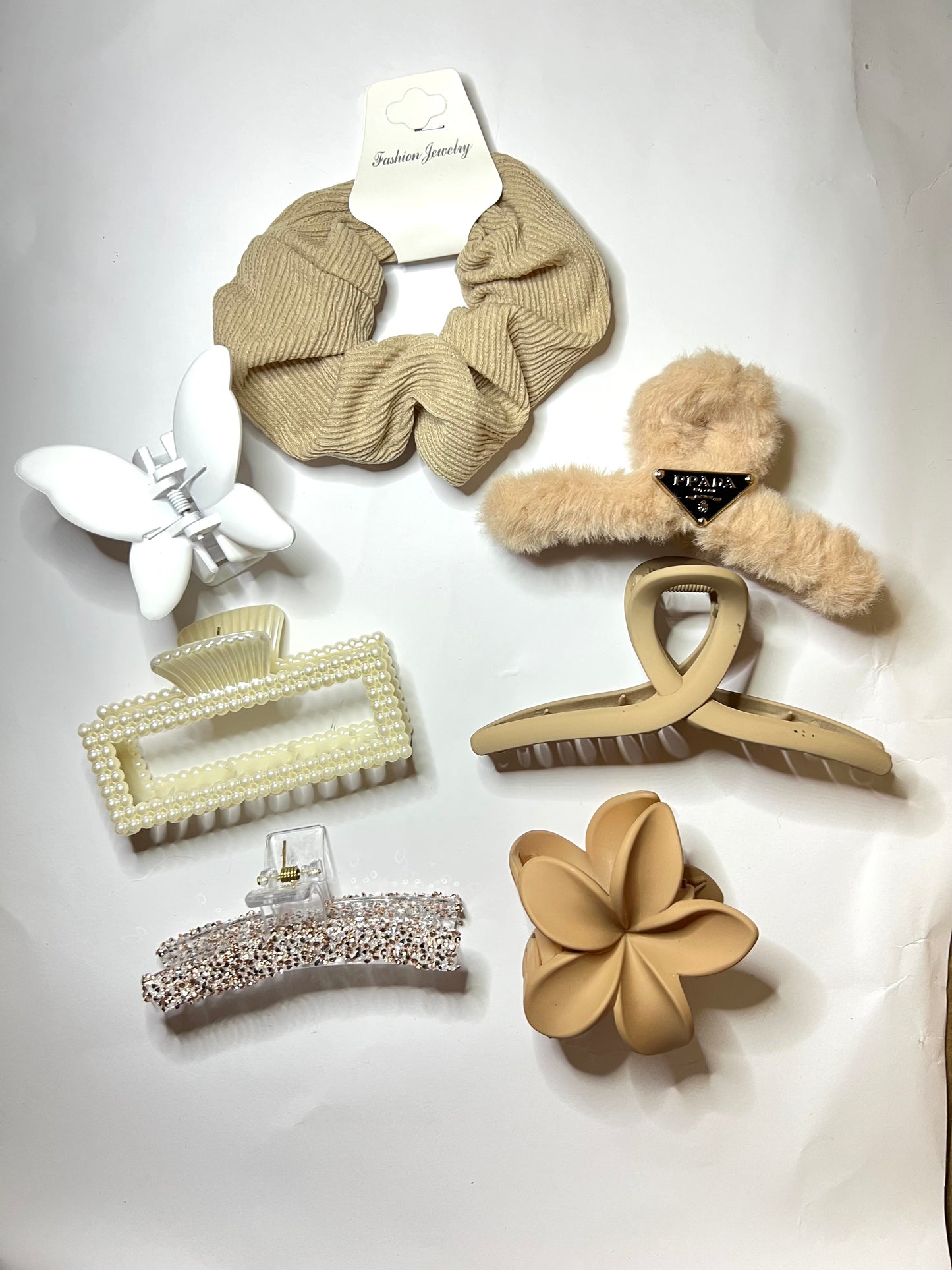 4pcs beige hair clips